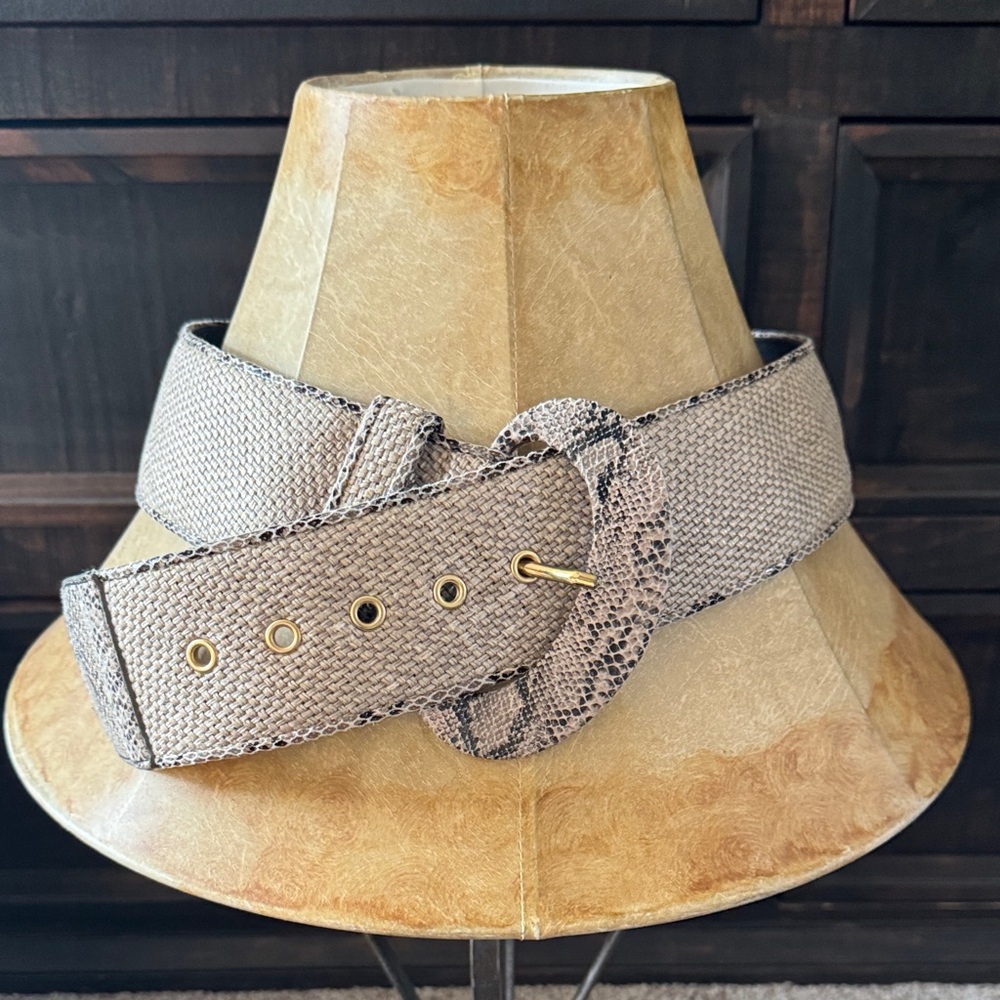 Chico's Beige Snake Print Belt